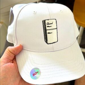 White Cap Fahrenheit with Edmunds Oast Something Cold Design